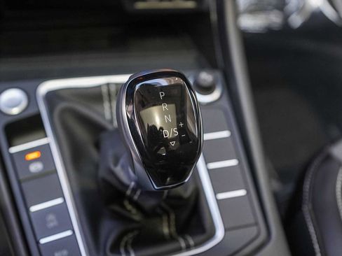 New 2026 Volkswagen Jetta SE FWD image 22