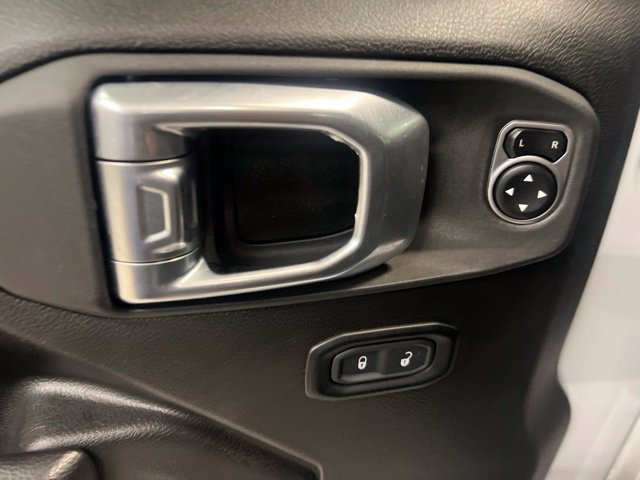 Used 2023 Jeep Gladiator Rubicon w/ Cold Weather Group AWD/4WD image 23
