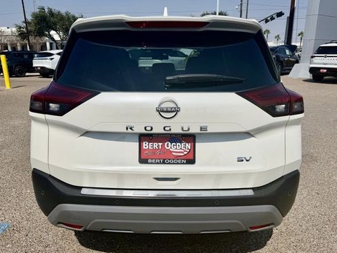 Certified 2023 Nissan Rogue SV image 6