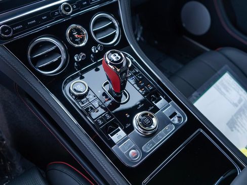 Used 2024 Bentley Continental GT AWD/4WD image 24