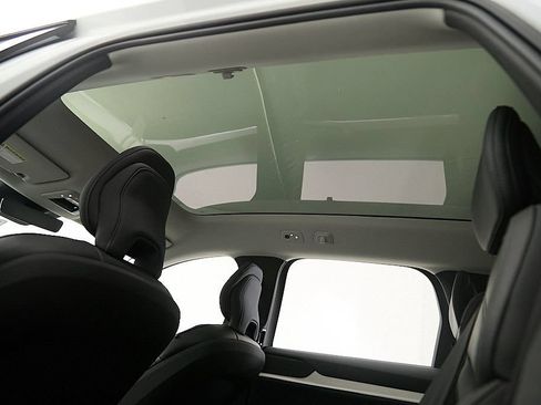 New 2026 Volvo EX90 Ultra AWD/4WD image 34