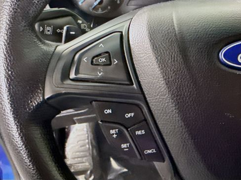 Used 2020 Ford Edge SE image 14