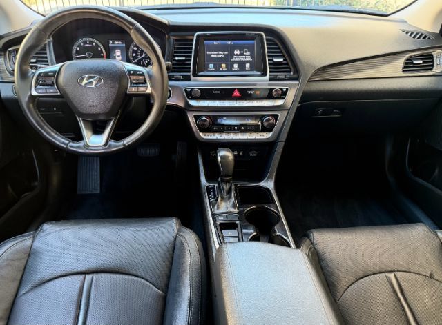 Used 2018 Hyundai Sonata Limited FWD image 11