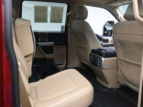 Used 2017 Ford F250 Lariat w/ Lariat Ultimate Package AWD/4WD image 24