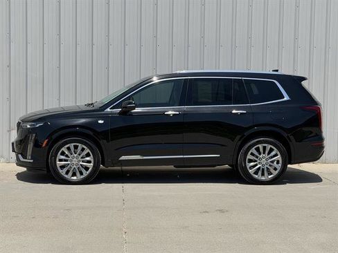 Certified 2022 Cadillac XT6 Premium Luxury w/ Technology Package AWD/4WD image 11