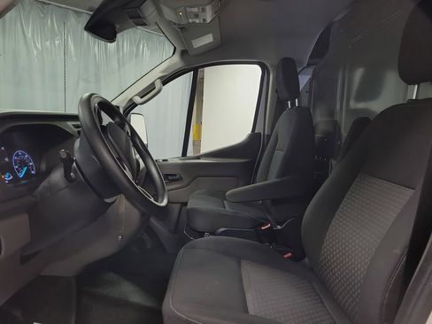 Used 2023 Ford Transit 250 Low Roof AWD image 15