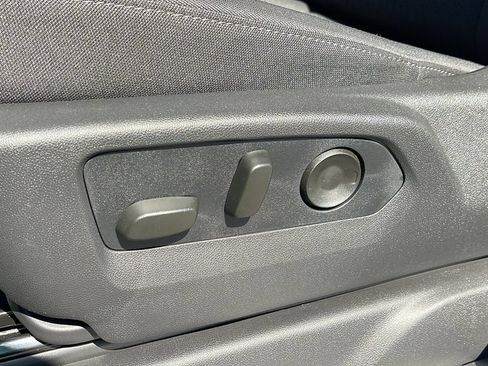 Used 2026 GMC Sierra 1500 Elevation AWD/4WD image 11