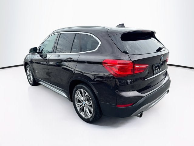 Used 2017 BMW X1 xDrive28i AWD/4WD image 7