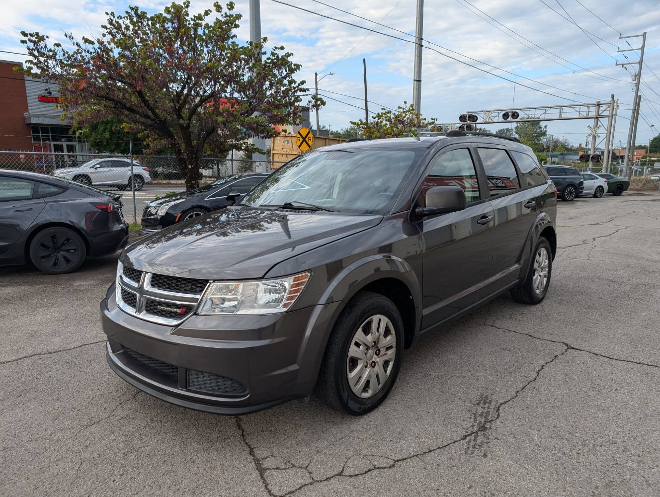 Used 2016 Dodge Journey SE w/ Flexible Seating Group FWD image 4