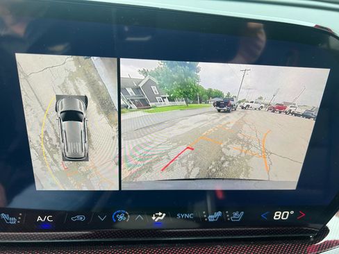 New 2026 Chevrolet Traverse RS w/ LPO, Floor Liner Package AWD/4WD image 65
