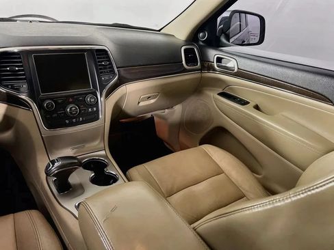 Used 2014 Jeep Grand Cherokee Limited AWD/4WD image 25