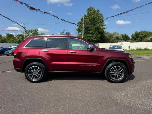 Used 2019 Jeep Grand Cherokee Limited AWD/4WD image 7