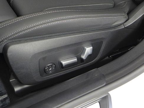 Used 2024 BMW i4 eDrive35 w/ Convenience Package image 23