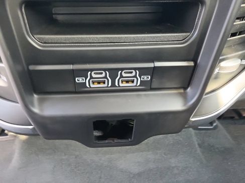 Used 2022 RAM 1500 Laramie RWD image 33