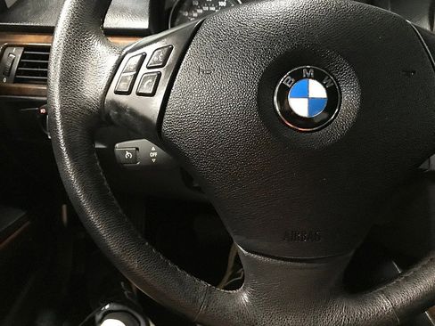 Used 2010 BMW 328i xDrive Sedan image 24