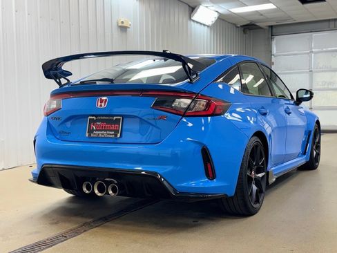 Used 2025 Honda Civic Type R image 6