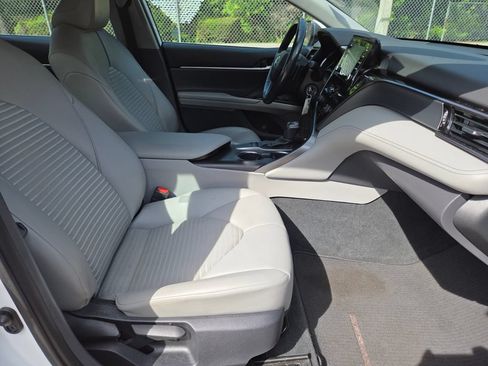 Certified 2023 Toyota Camry SE FWD image 14