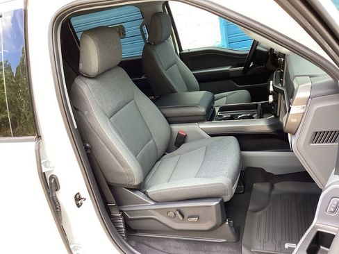 New 2025 Ford F150 XLT w/ Equipment Group 302A MID image 32