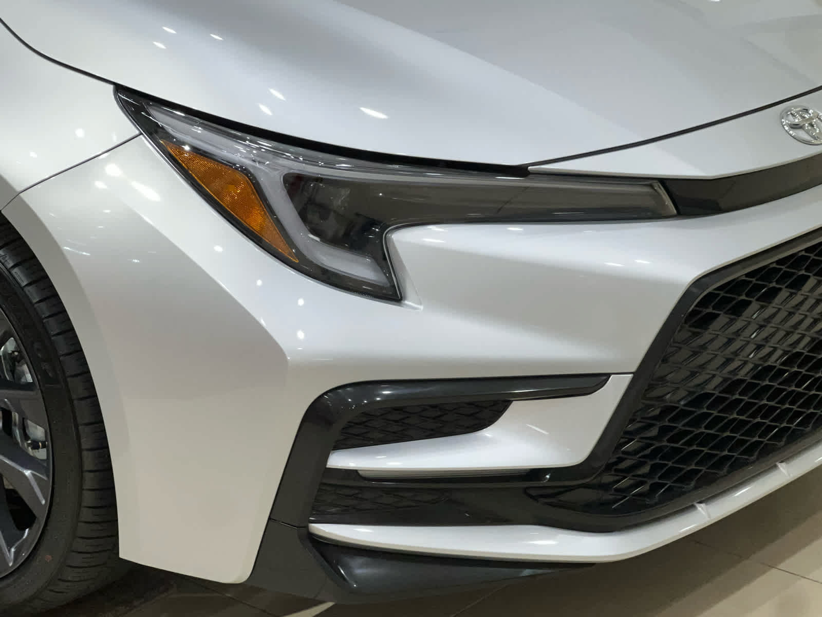 New 2027 Toyota Corolla SE FWD image 2
