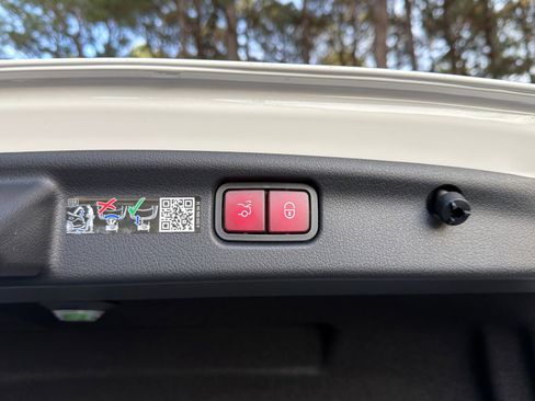 New 2026 Mercedes-Benz C 300 C 300 image 18