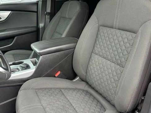 Used 2022 Chevrolet Blazer LT image 38