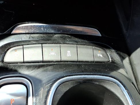 Used 2023 Buick Envision Essence w/ Sport Touring Package FWD image 23