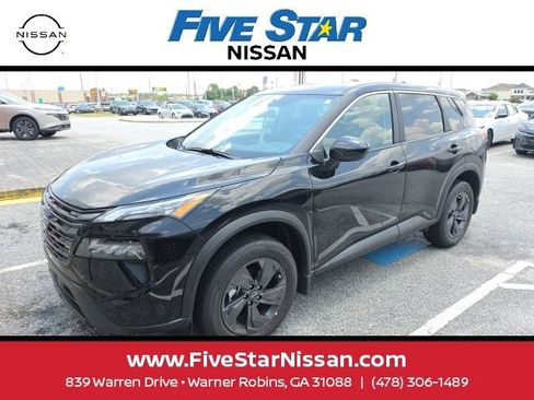 Used 2026 Nissan Rogue SV FWD image 1