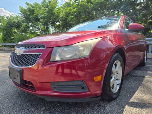 Used 2012 Chevrolet Cruze LT FWD image 1