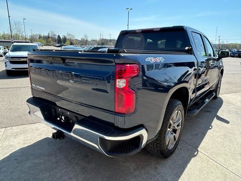 Used 2021 Chevrolet Silverado 1500 LT w/ Bed Protection Package AWD/4WD image 5