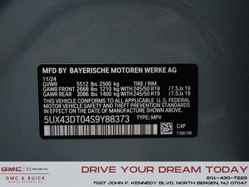 Used 2025 BMW X4 M40i w/ Premium Package image 15