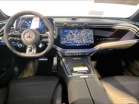 New 2026 Mercedes-Benz E 53 AMG e 4MATIC Sedan image 7