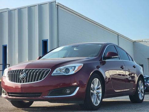 Used 2016 Buick Regal Premium FWD image 3