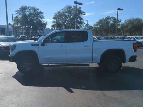 Used 2024 GMC Sierra 1500 AT4X image 7