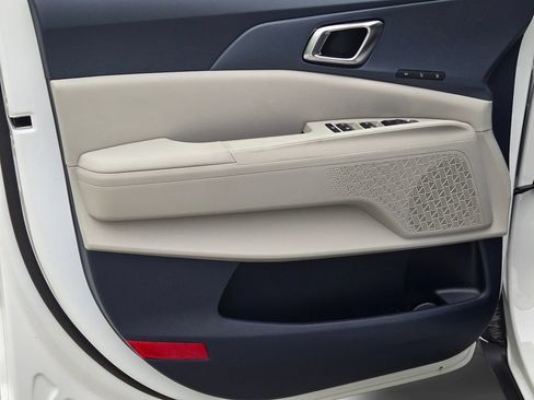 New 2026 Kia Carnival EX FWD image 15