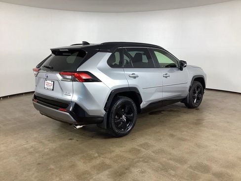 Used 2020 Toyota RAV4 XSE AWD/4WD image 8