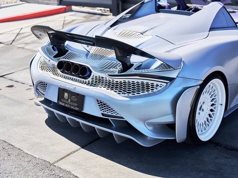 Used 2022 McLaren 765LT Base image 31