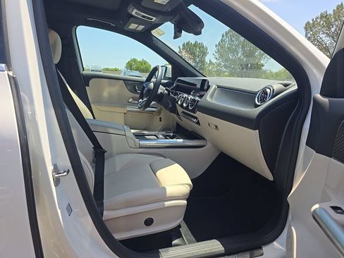 Used 2025 Mercedes-Benz GLA 250 image 5
