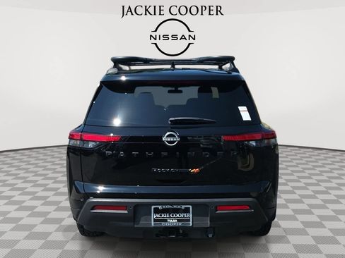 Used 2024 Nissan Pathfinder Rock Creek AWD/4WD image 6