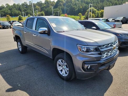 Used 2022 Chevrolet Colorado LT w/ LT Convenience Package RWD image 2