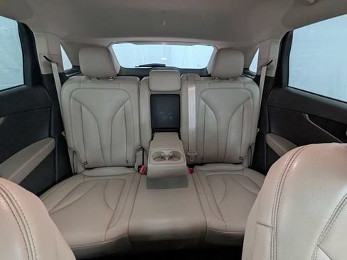 Certified 2023 Lincoln Nautilus AWD w/ Premium Package image 16