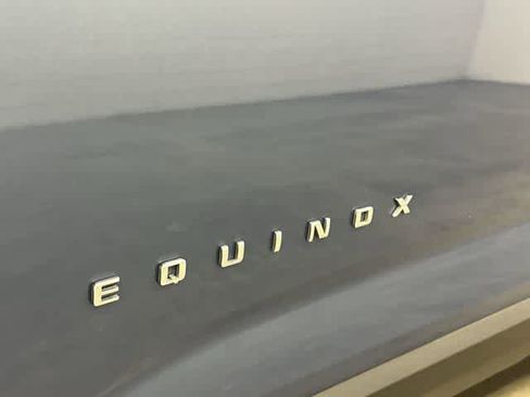 Used 2025 Chevrolet Equinox LT w/ Convenience Package II image 30