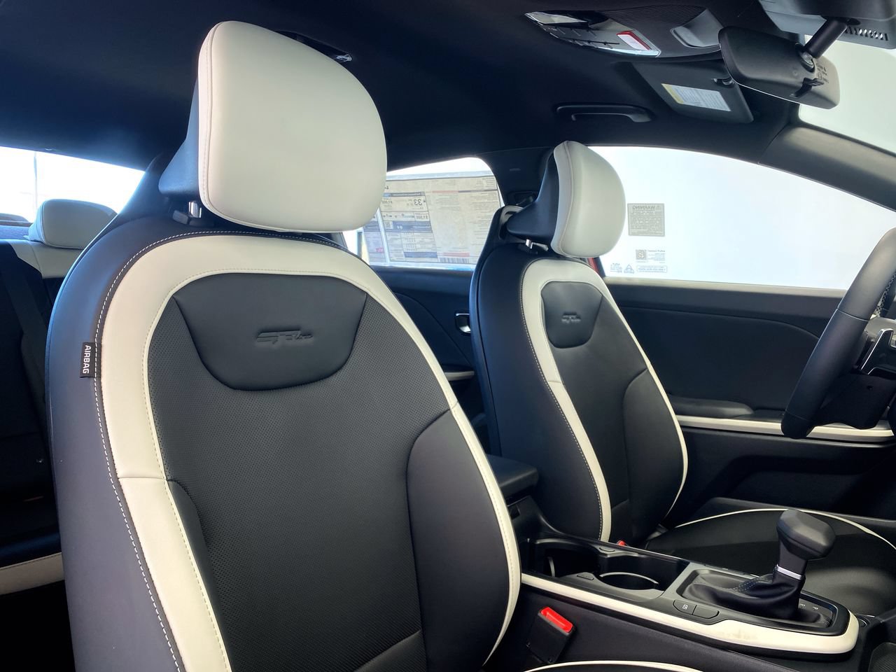 New 2026 Kia K4 EX FWD image 30