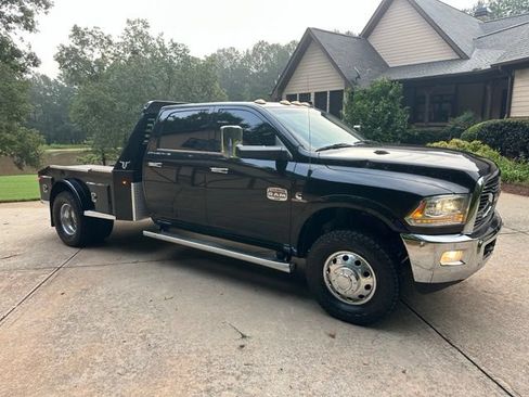 Used 2018 RAM 3500 Laramie Longhorn AWD/4WD image 9