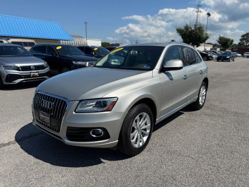 Used 2015 Audi Q5 2.0T Premium Plus w/ Technology Package AWD/4WD image 4