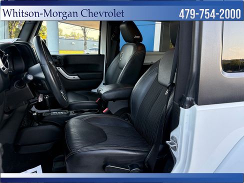 Used 2015 Jeep Wrangler Sport AWD/4WD image 9