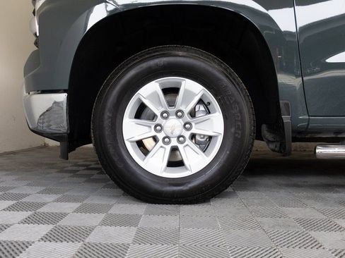 Used 2025 Chevrolet Silverado 1500 LT RWD image 9