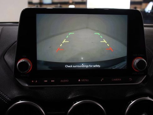 Used 2025 Nissan Sentra SV FWD image 19