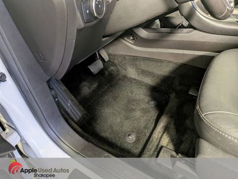 Used 2016 Ford Fusion SE w/ Equipment Group 202A AWD/4WD image 16