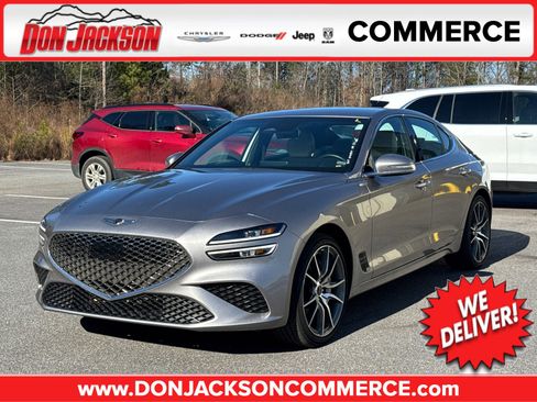 Used 2025 Genesis G70 2.5T image 1