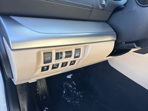 Used 2019 Subaru Outback 2.5i Premium image 14